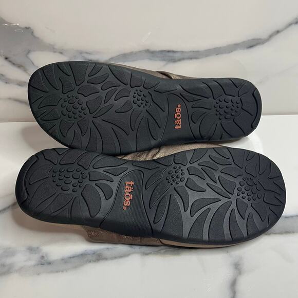 Taos Women's Bronze Leather the Gift 2 Sandals Sz 9 Comfort Outdoors Casual - Picture 5 of 5